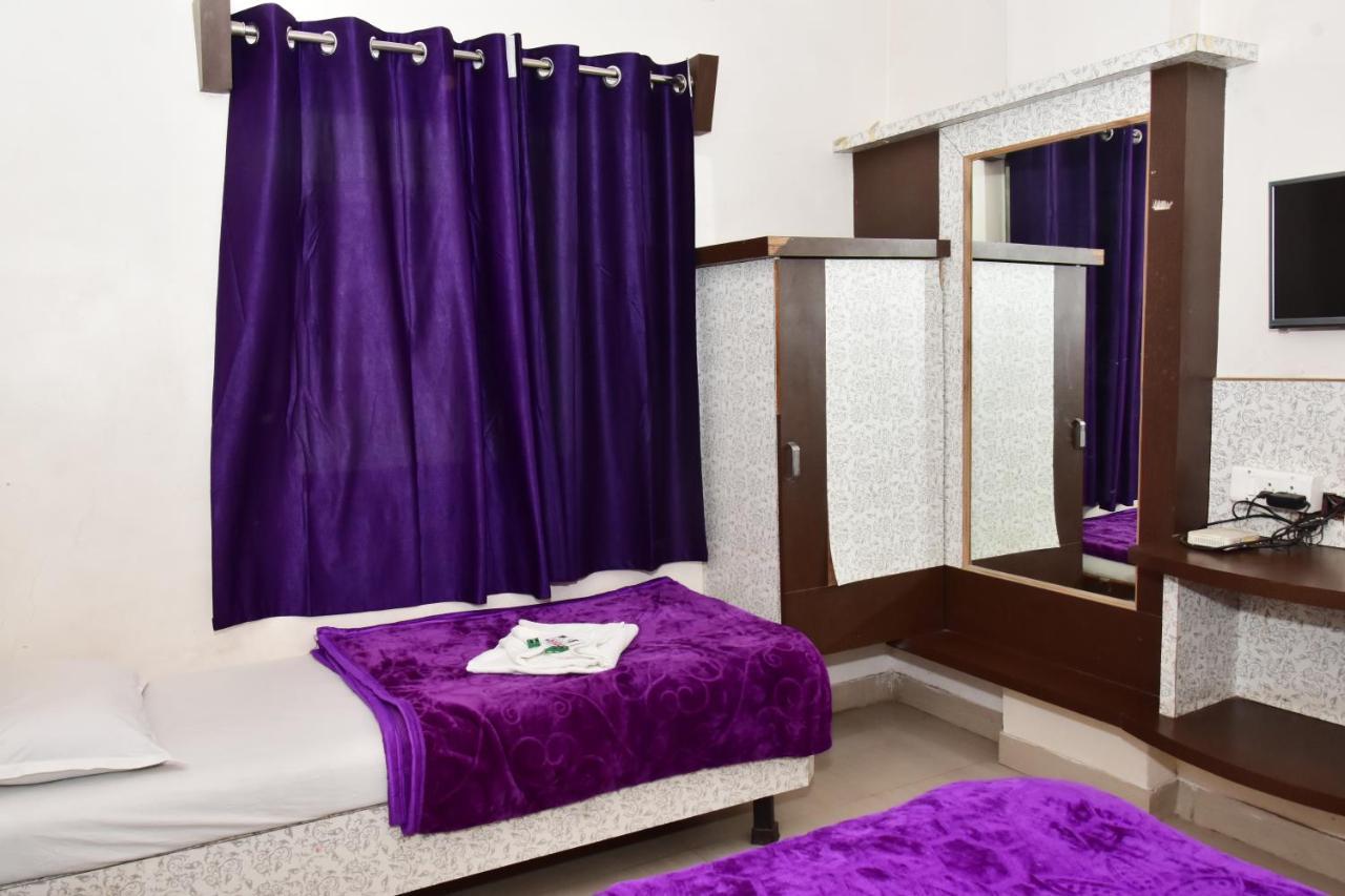 Hotel Temple Sai Shirdi Exterior foto