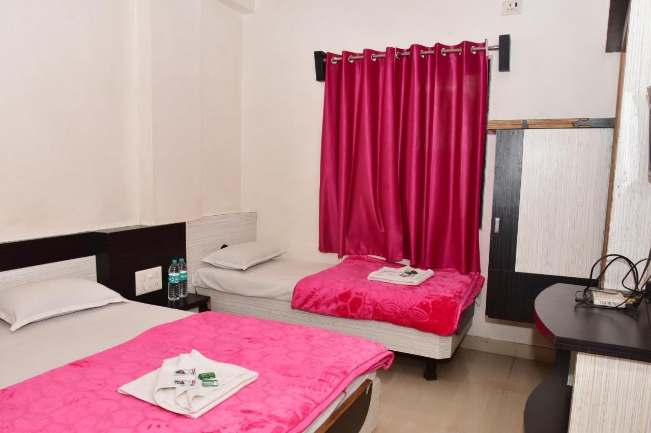 Hotel Temple Sai Shirdi Exterior foto